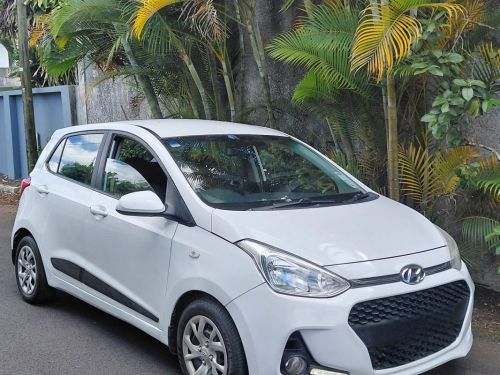 Hyundai i10 Grand  in Mauritius