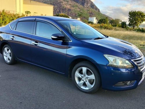 Used Nissan Sentra for sale in Pailles