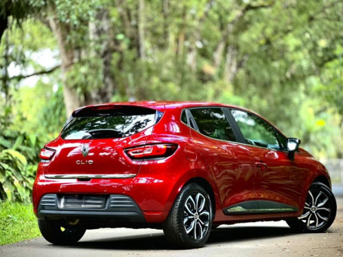 Renault Clio 4 Intens in Mauritius