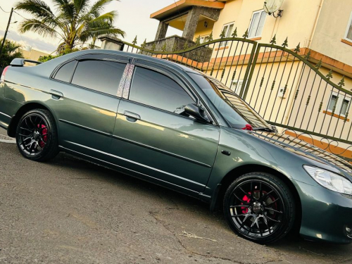 Honda Civic es8 in Mauritius