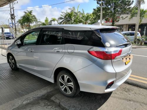 Honda Shuttle in Mauritius