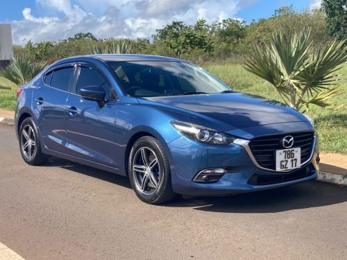 Mazda Axela in Mauritius