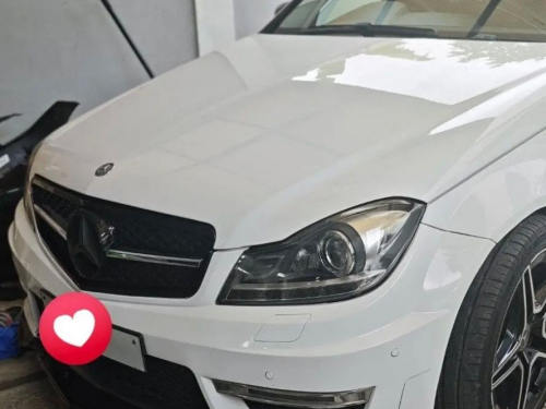 Mercedes-Benz C180 w204 in Mauritius