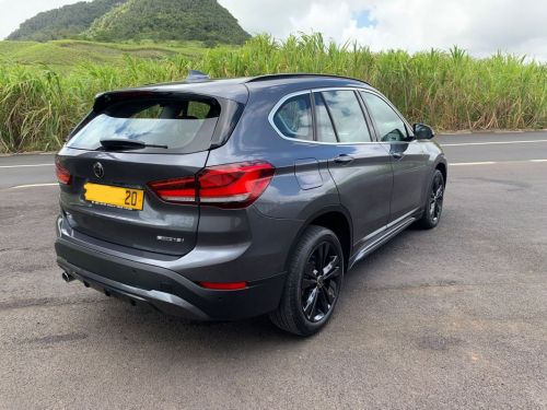 BMW X1 f48 18i sdrive in Mauritius