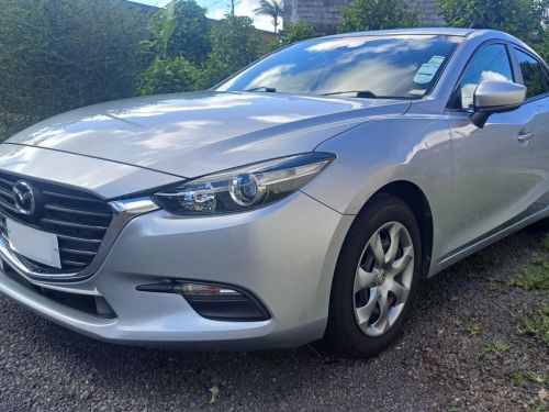 Mazda 3 Axela in Mauritius
