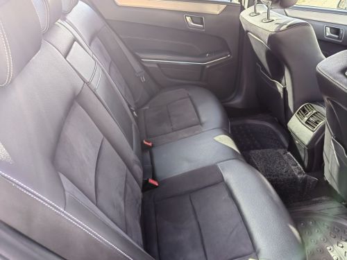 Mercedes-Benz E250 2.0  in Mauritius