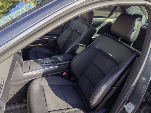 Mercedes-Benz E250 2.0  in Mauritius