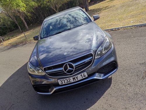 Mercedes-Benz E250 2.0  in Mauritius
