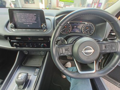 Nissan QUASHQAI J12 1.3 TURBO ACENTA CVT 1332CC in Mauritius