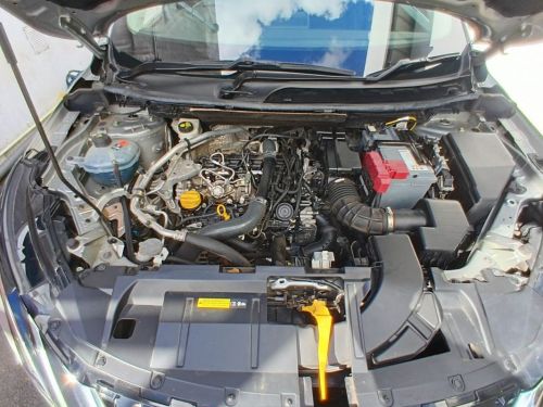 Nissan QUASHQAI J12 1.3 TURBO ACENTA CVT 1332CC in Mauritius