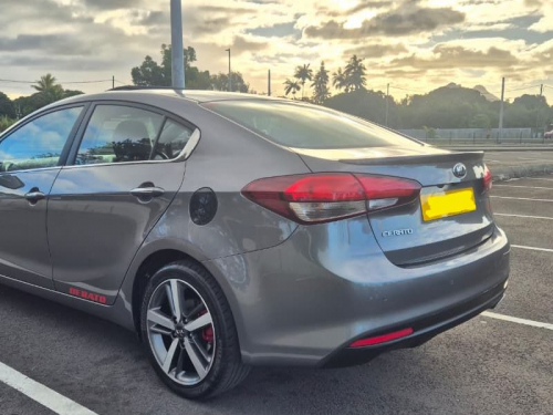 Kia Cerato in Mauritius