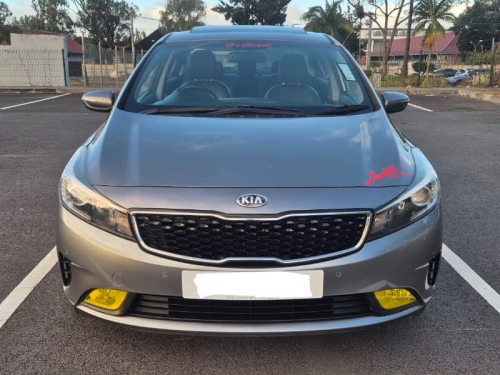 Used Kia Cerato for sale in Vacoas