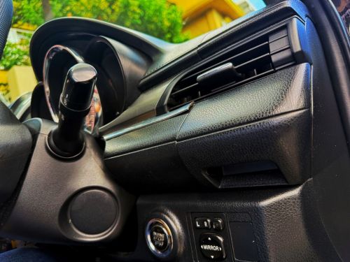 Toyota Yaris Manual in Mauritius